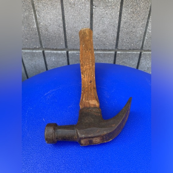 Early 20th Century Wooden Shaft Claw Hammer Functional Antique - Picture 16 of 16